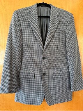 Michael Kors Gray & Black Houndstooth Sport Coat